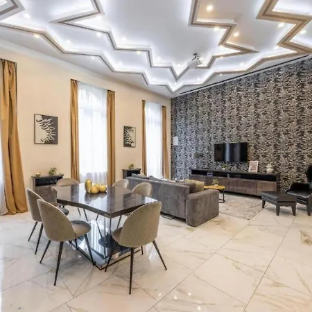 Apartment Marble&gold Flat Jacuzzi Andrassy Steps *