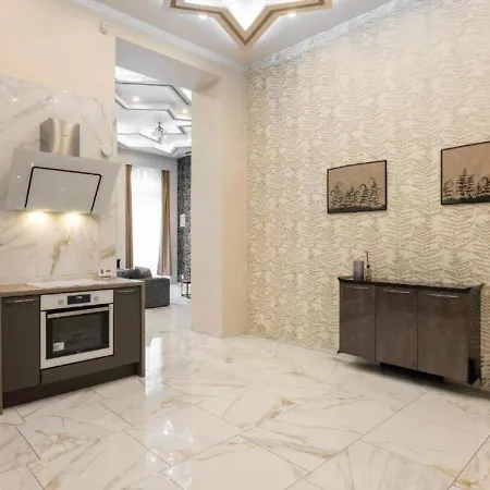 Apartment Marble&gold Flat Jacuzzi Andrassy Steps