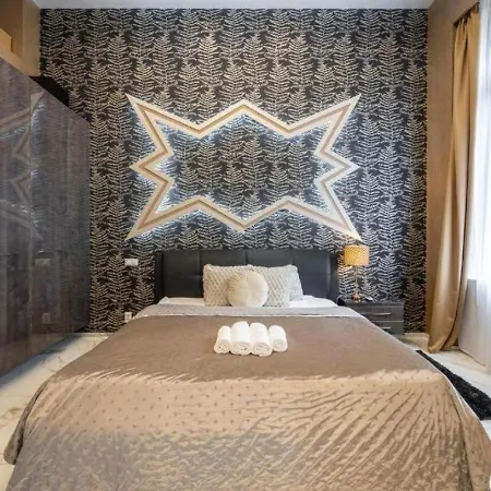 Marble & Gold Flat Jacuzzi Andrassy Steps Apartman *